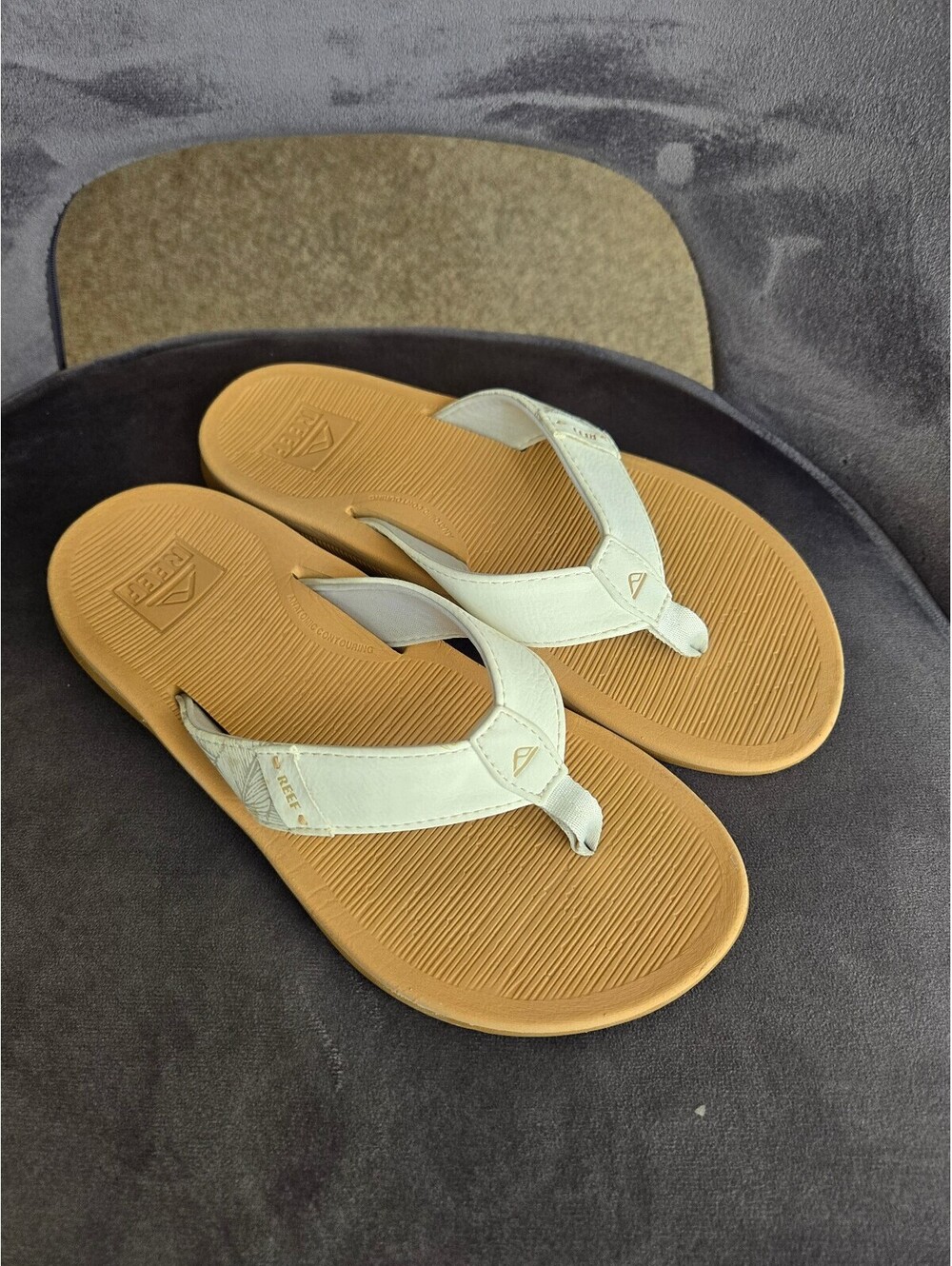 Reef Santa Ana White Anatomic Arch Support Flip Flop Sandals Women's Size 7.5